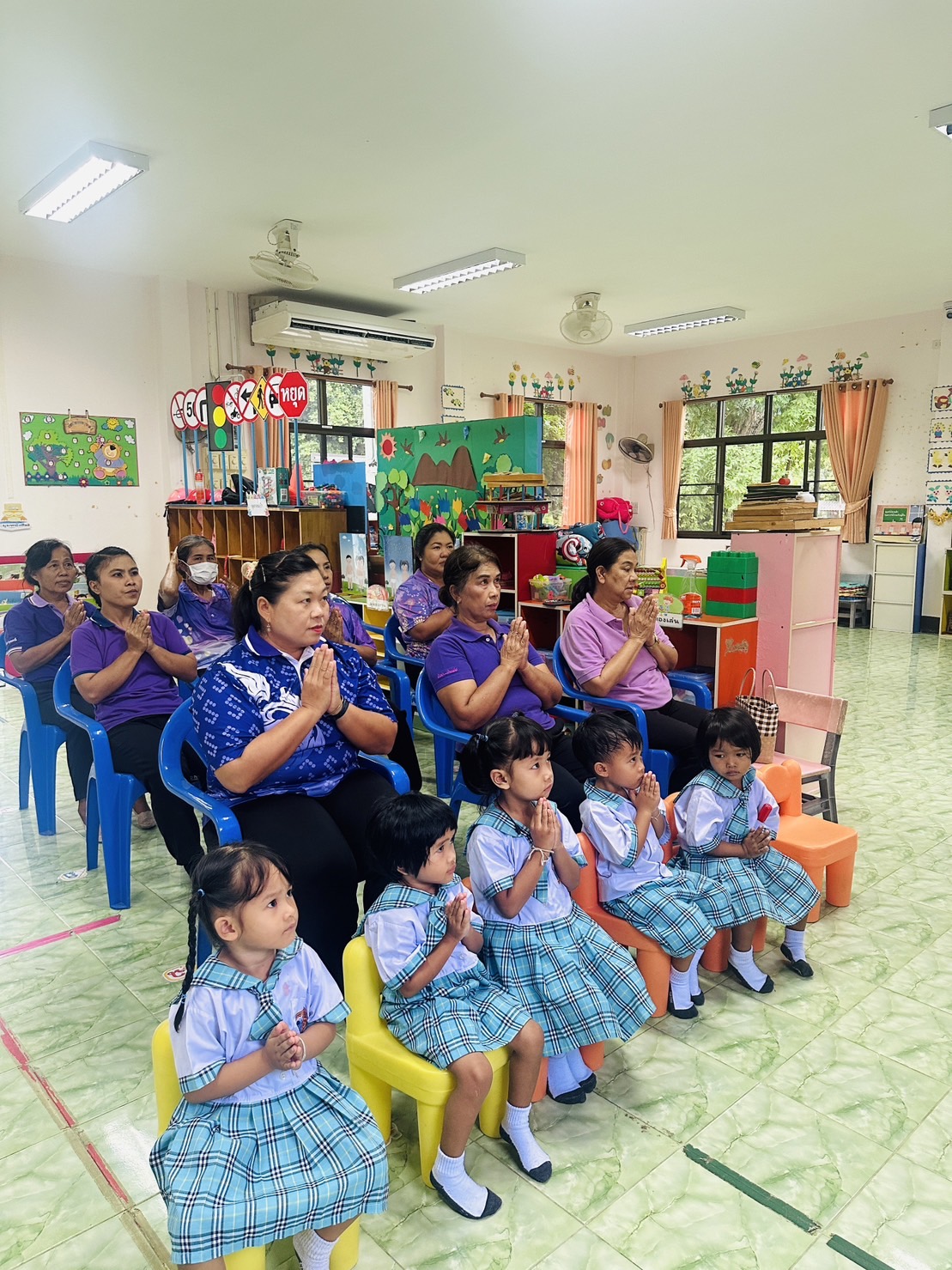 ร่วมพิธีเจริกเพระพทธมนต์ เจริญจิตตภาวนา (ออนไลน์) และร่วมจัดกิจกรรม "รวมพลังสร้างสัปปายะส่วัดด้วยวิถี ๕ส" (Bie Cleanine Day) เพื่อเฉลิมพระเกียรติและถวายเป็นพระราชกุศล
เนื่องในโอกาสวันเฉลิมพระชนมพรรพาของพระบาทสมเด็จพระเจ้าอยู่หัว และพระบรมวงศาบุวงศ์ ประจำปี พ.ศ. 2568